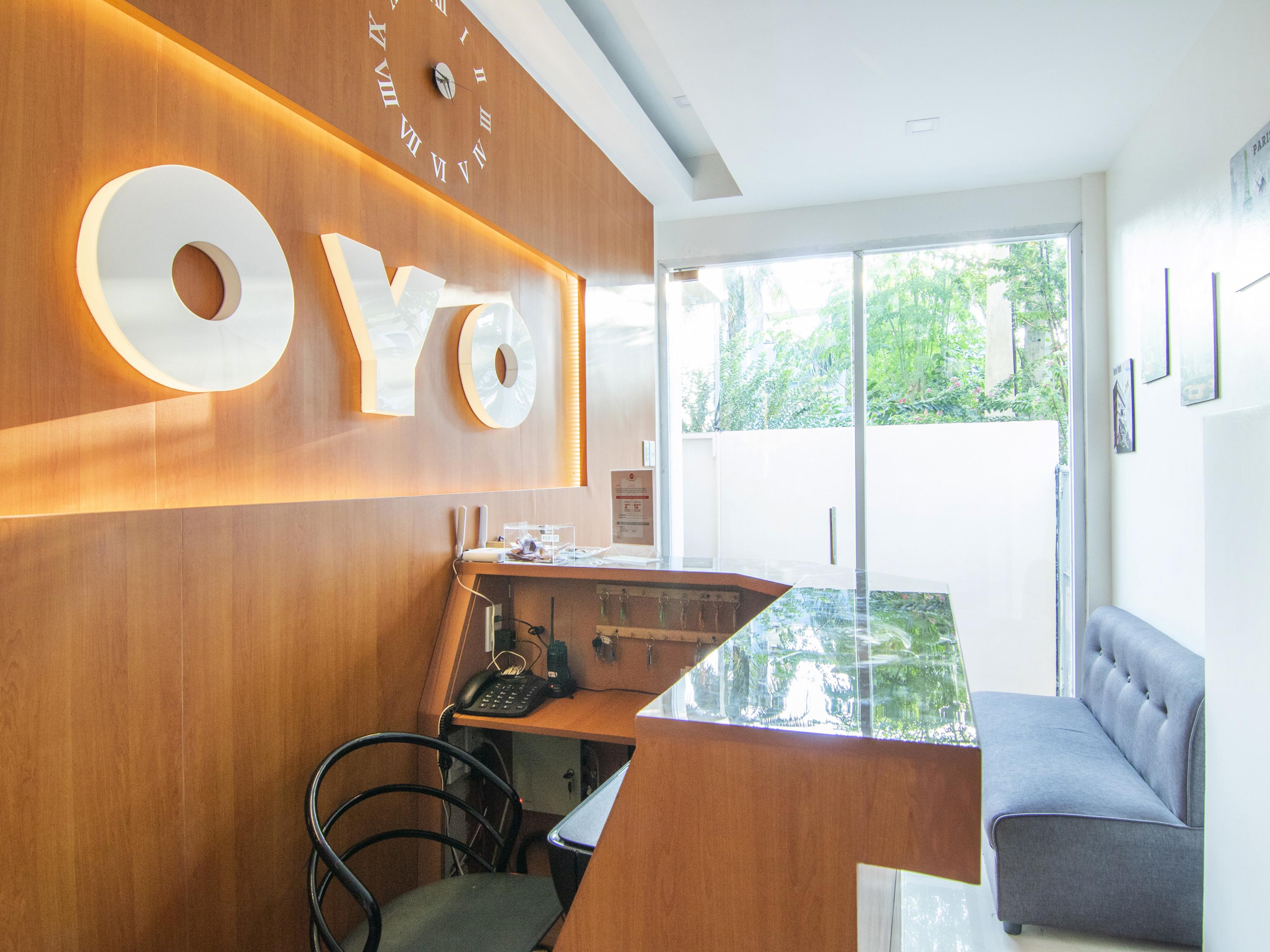 Oyo 431 Apollo 11 Apartelle Pasay Eksteriør billede