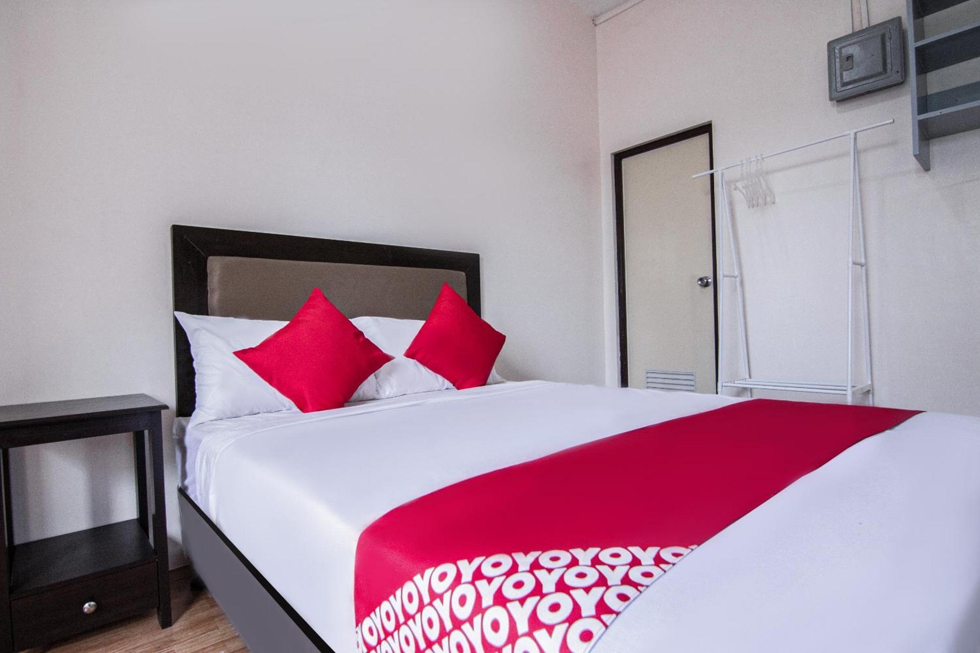 Oyo 431 Apollo 11 Apartelle Pasay Eksteriør billede