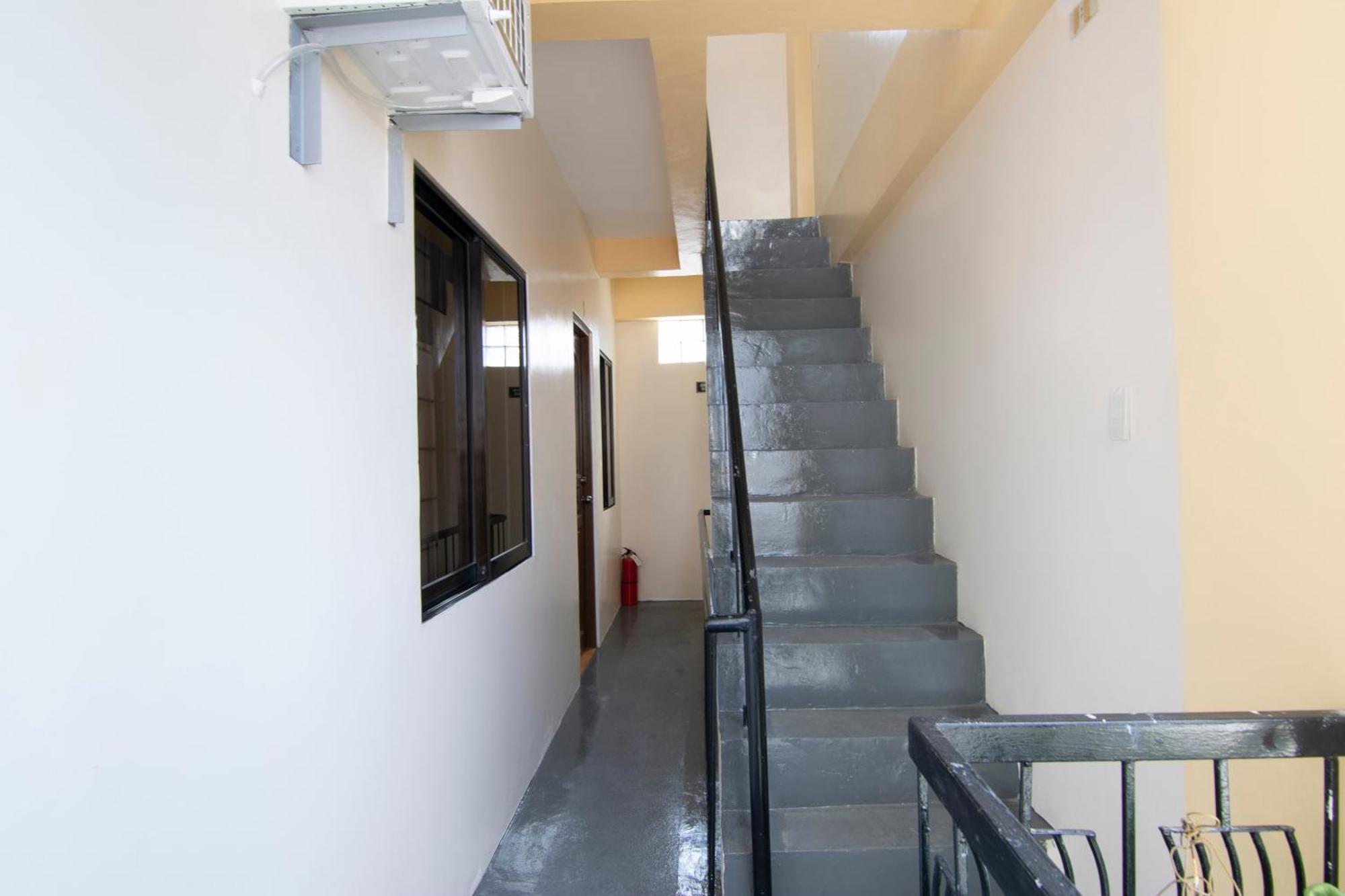 Oyo 431 Apollo 11 Apartelle Pasay Eksteriør billede