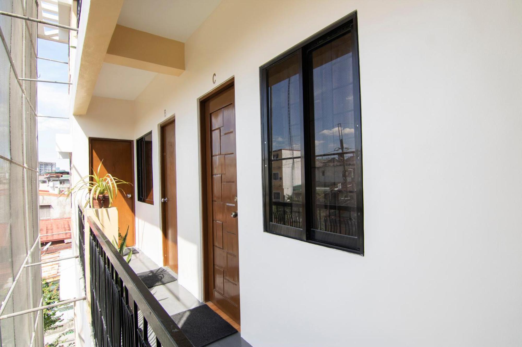 Oyo 431 Apollo 11 Apartelle Pasay Eksteriør billede