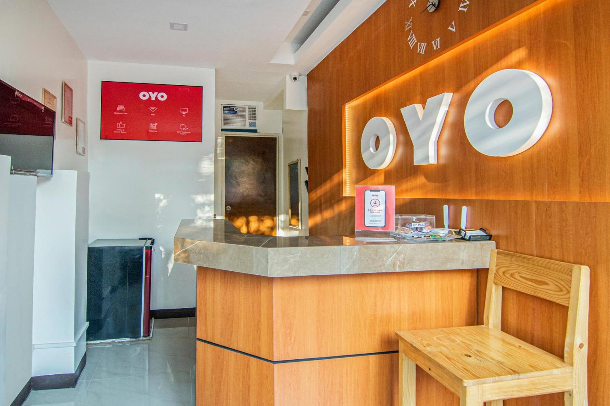Oyo 431 Apollo 11 Apartelle Pasay Eksteriør billede