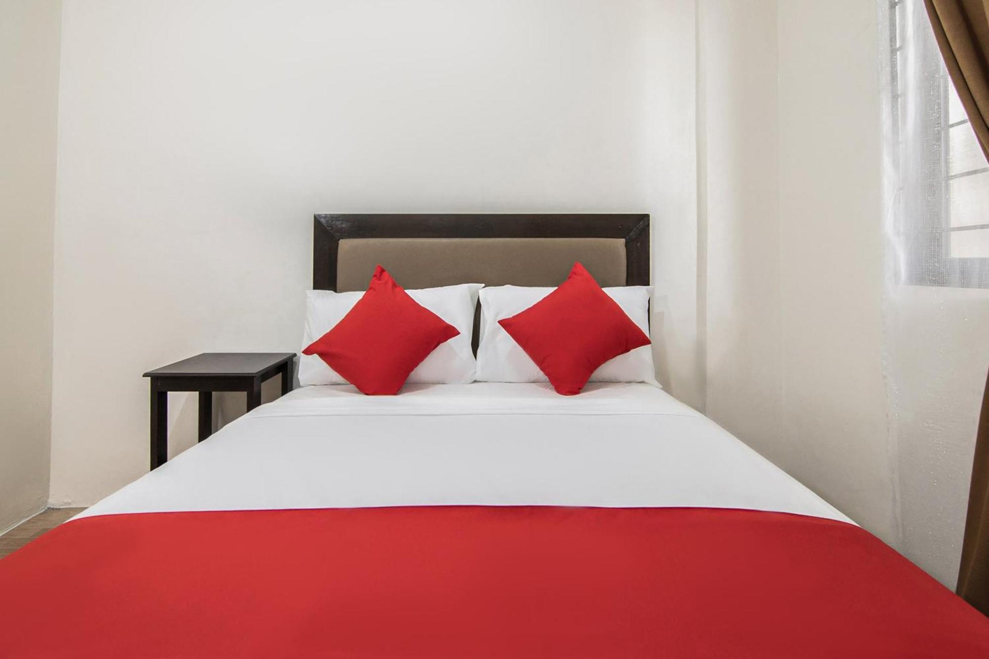Oyo 431 Apollo 11 Apartelle Pasay Eksteriør billede